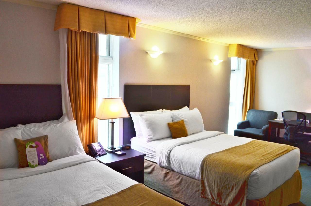 Coast High Country Inn Уайтхорс Екстериор снимка